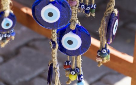 des yeux blues talisman turqie