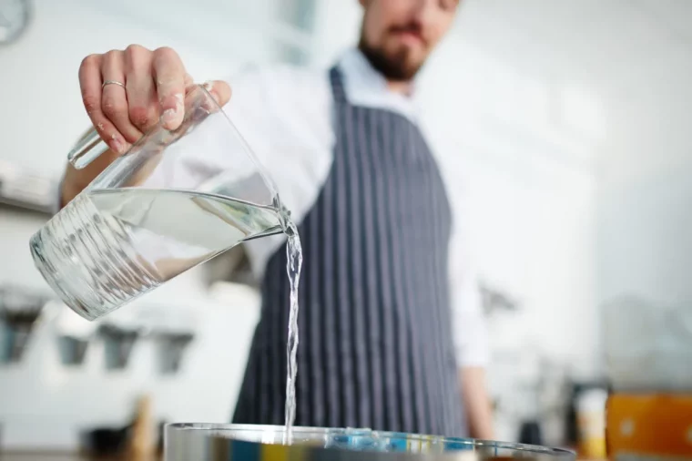 eau de cuisson engrais pour les framboises homme eau