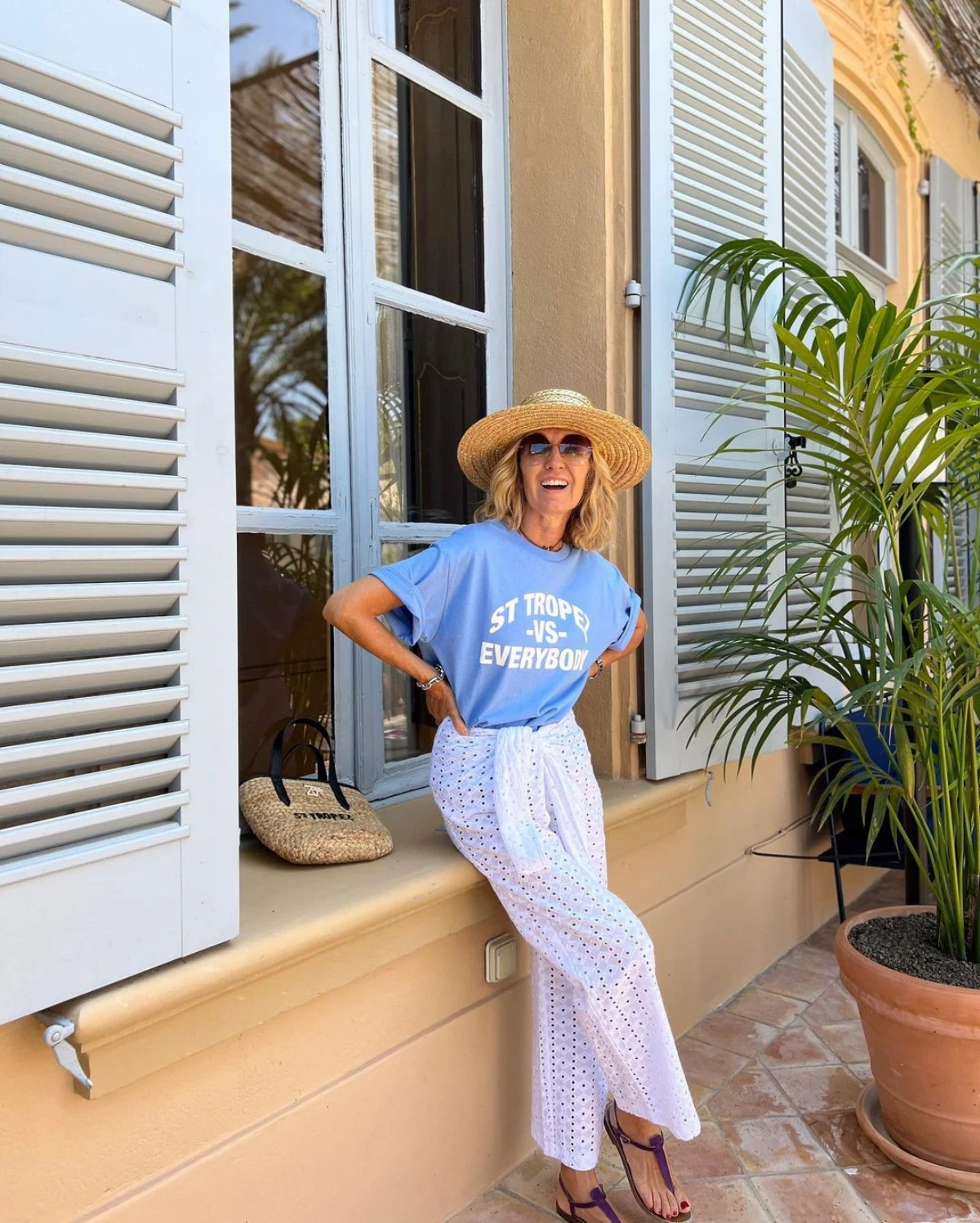 long panalon blanc t shirt blue tenue de plage femme 50 ans