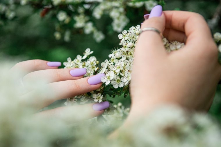 ongles couleur lavande exemple de couleur vernis à ongles originales