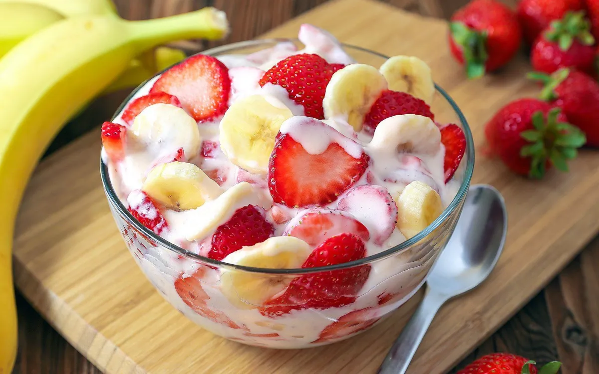 petit dejeuner healthy et rapide banane et fraises