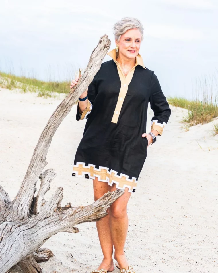 tenue de plage noire femme 60 ans