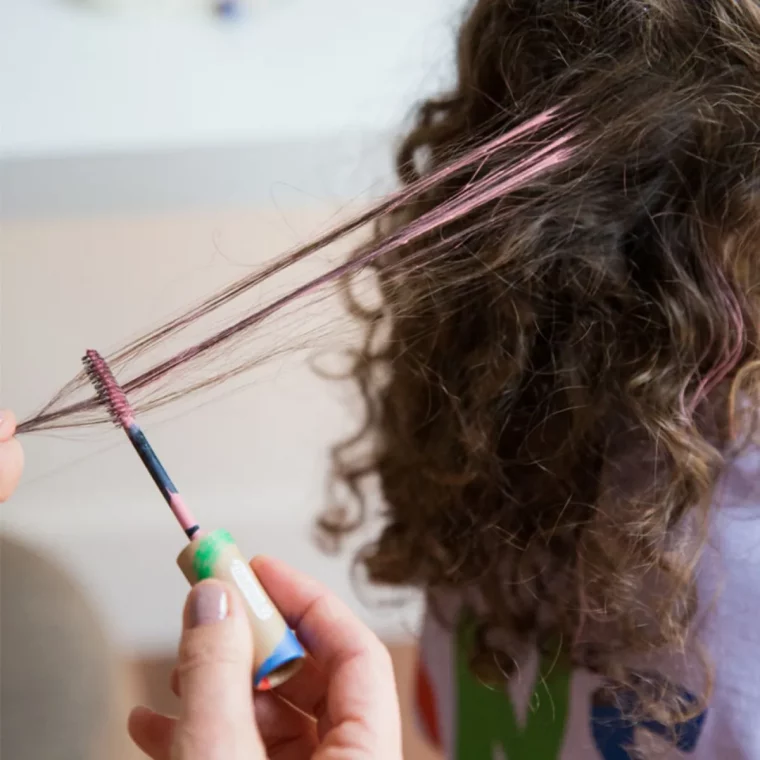 comment cacher ses cheveux blancs quand on est brune maquillage cheveux