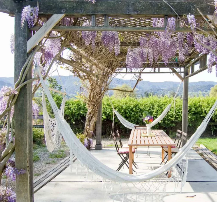 deco extrieur style boho chic pergola avec plantes