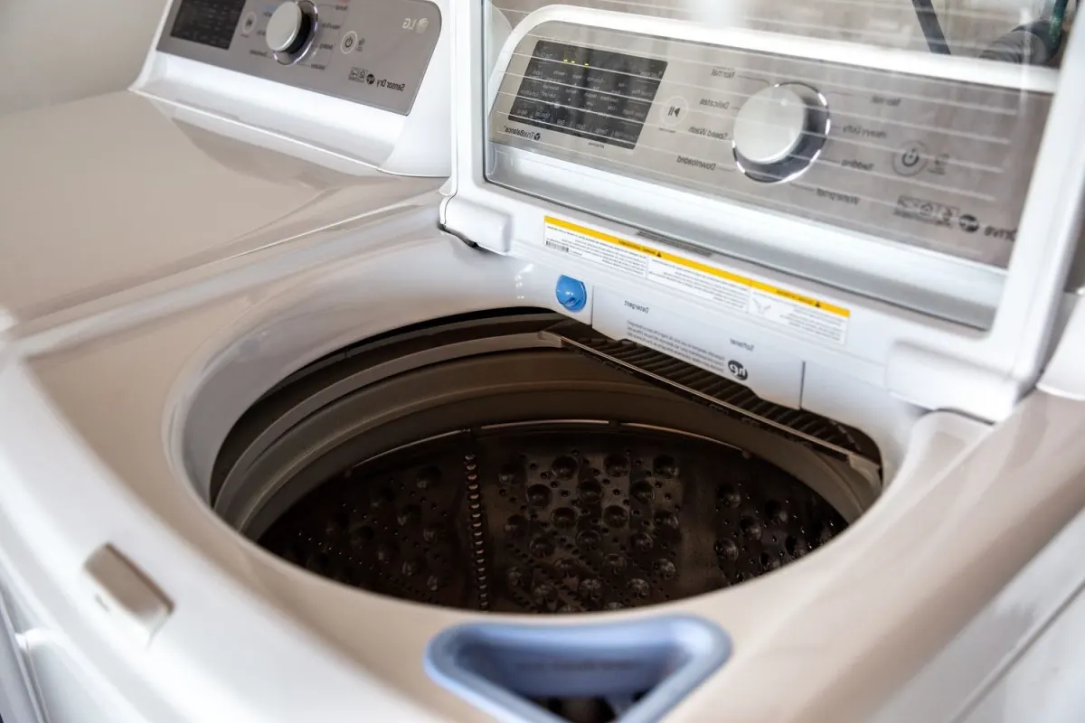 machine lave linge chargement par le haut porte ouverte tambour