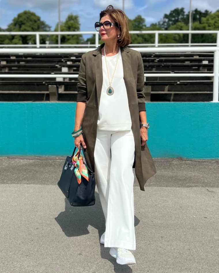 pantalon blanc ample baskettes mode femme 60 ans