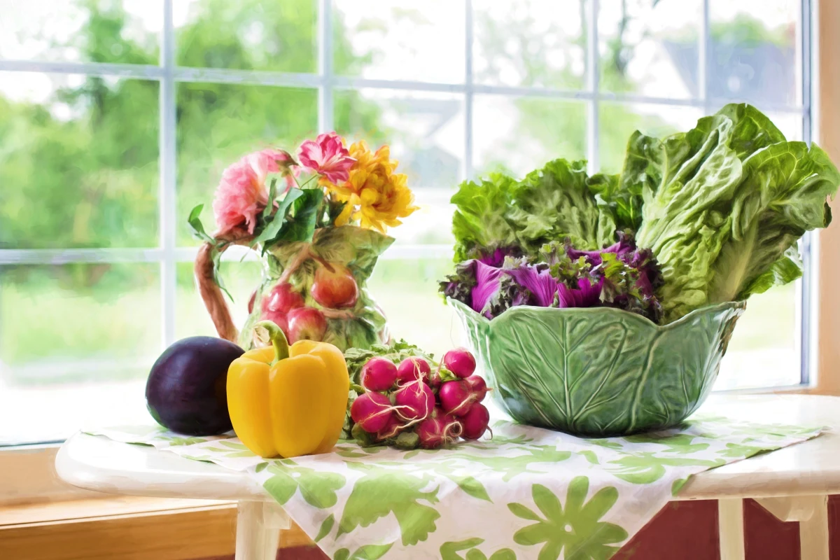 5 legumes faciles a planter en septembre salade verte table
