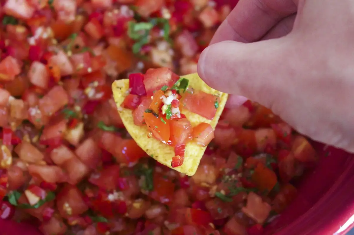 accompagnement chips plat mexicain cuisine recette salsa en pots