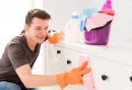 Comment éviter que la poussière se pose dans une maison et pour un nettoyage trois fois plus rare ?