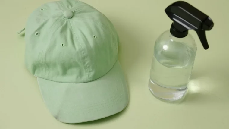 comment laver une casquette sans l abimer