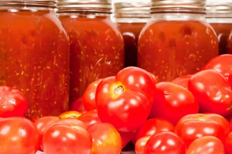 mettre du jus de citron dans les conserves de tomates rouges