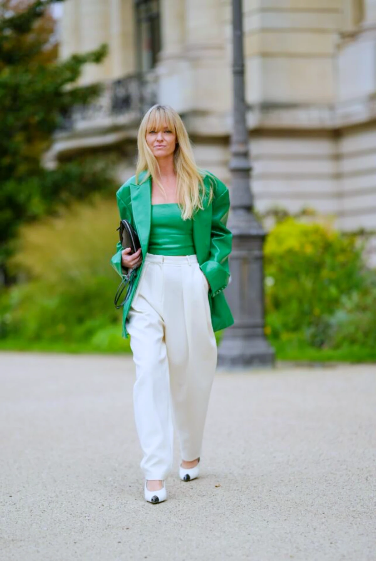 pantalon large ballon blanc top vert mode tendance 2023