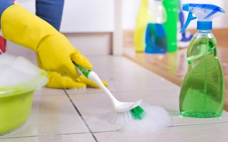 9 astuces pour nettoyer les joints autour de la baignoire liquide vaisselle