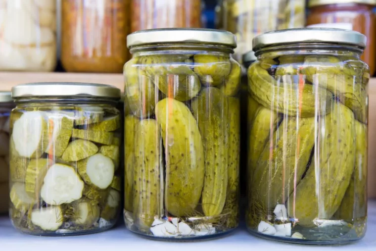 comment faire des cornichons en bocaux recette