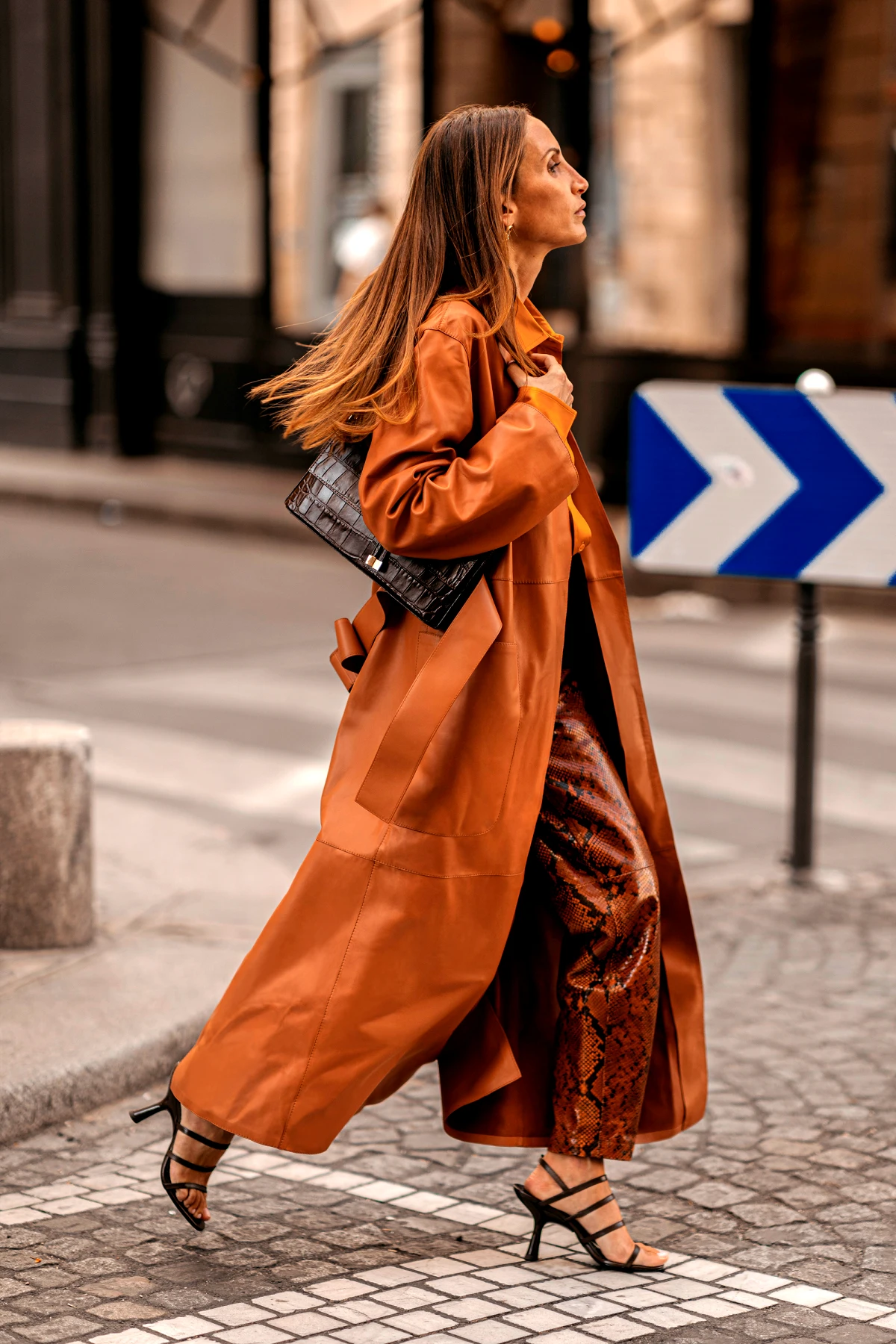 comment s habiller apres 60 ans conseils de mode tenue marron