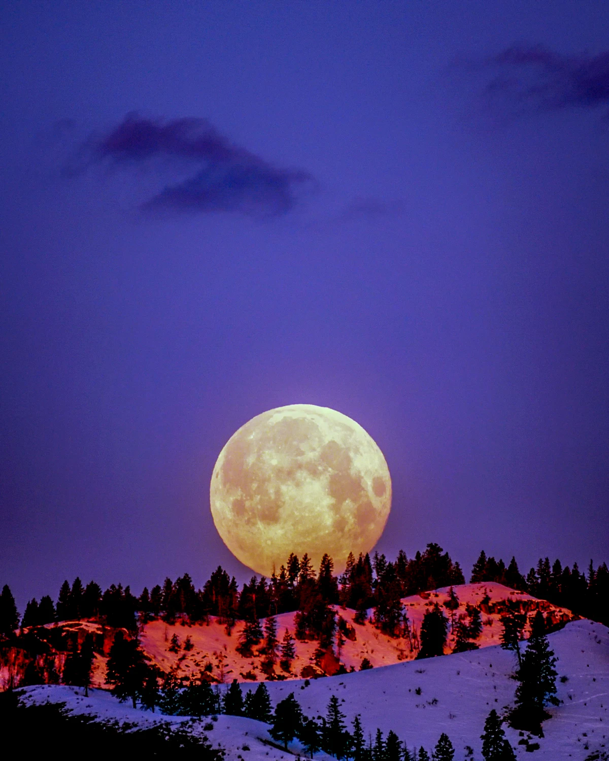 la super lune de 29 septembre ciel violet paysage