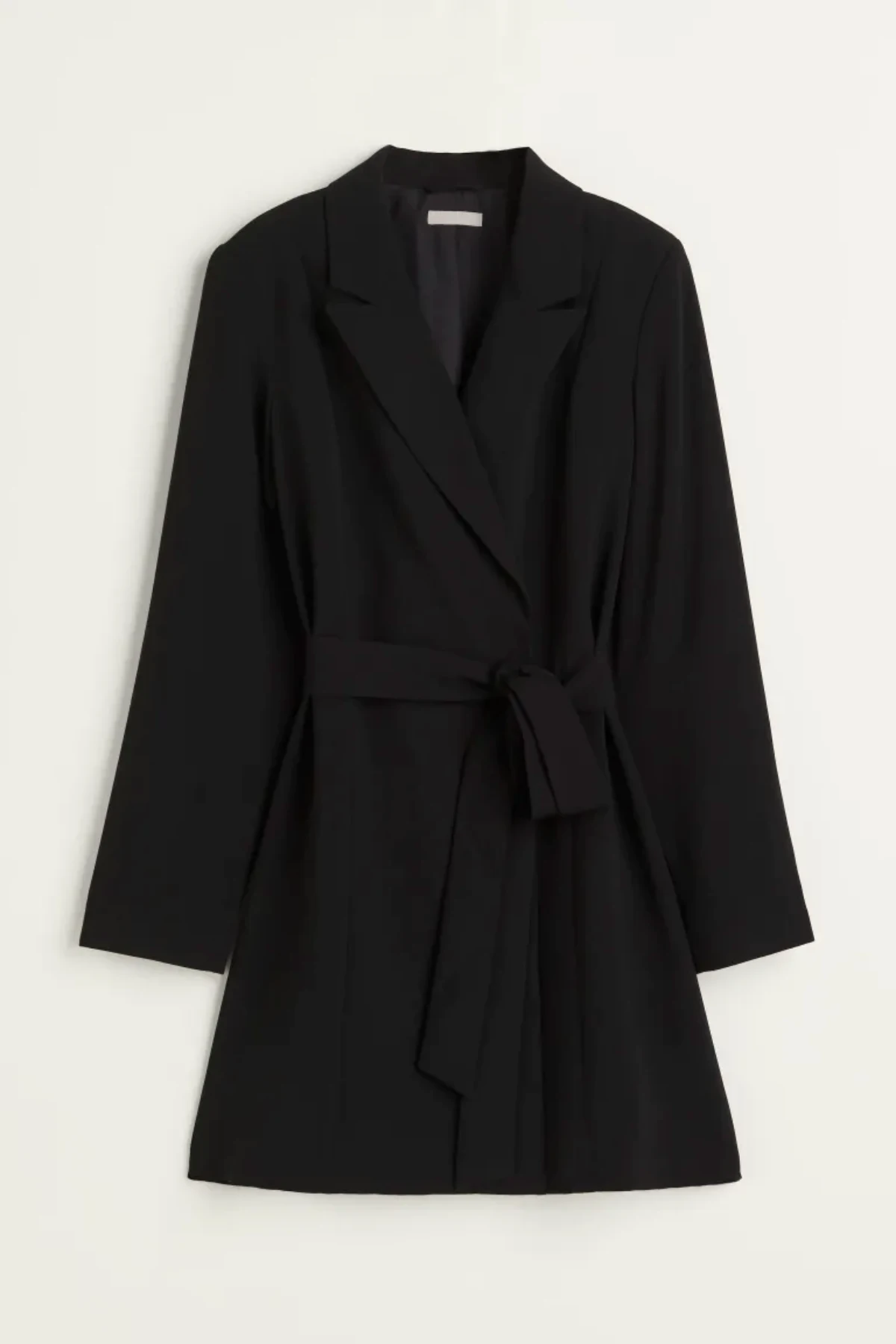 robe blazer noir tendance automne 2023