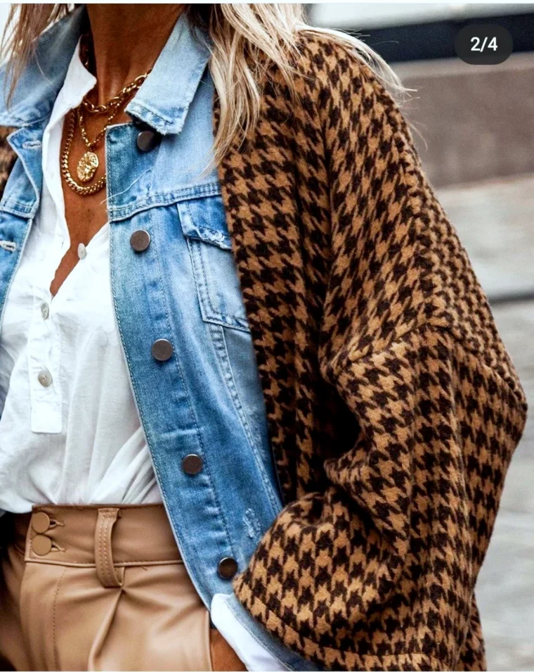 comment styliser une veste en jean bijoux dores