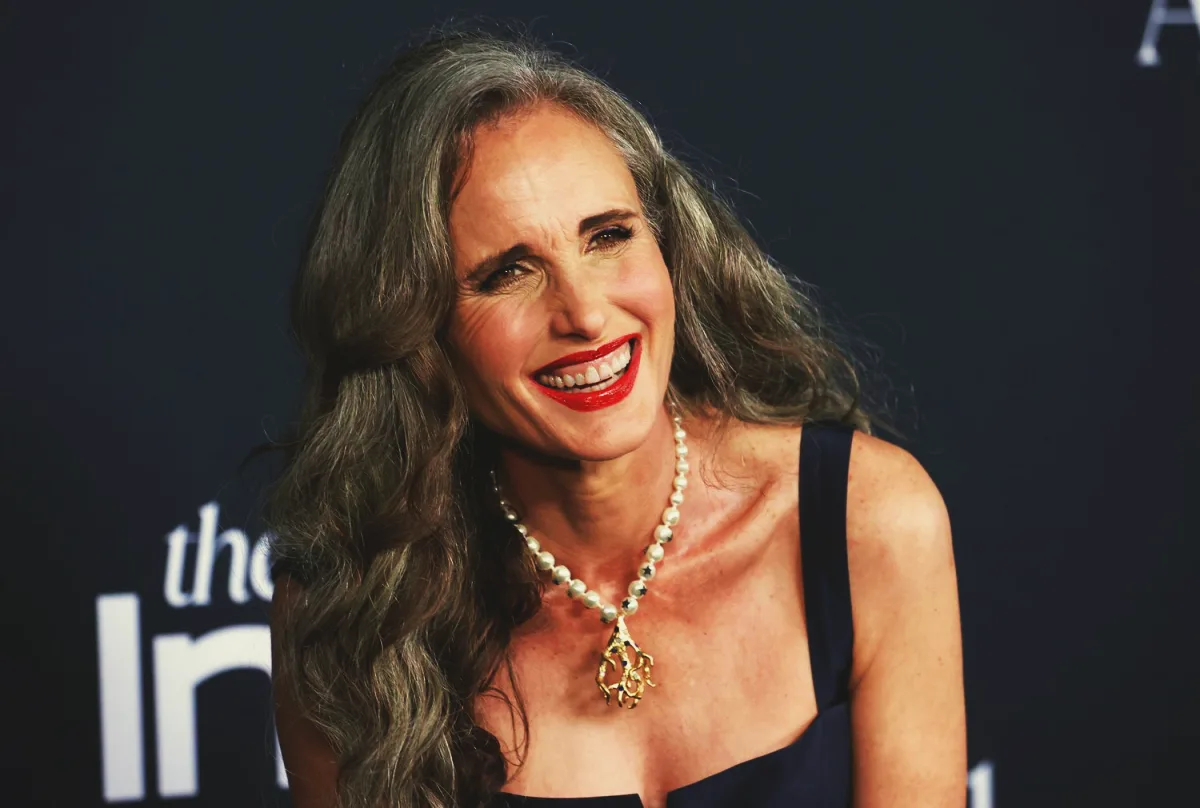 idée comment porter une coupe cheveux long femme 50 ans poivre et sel idée comment porter une coupe cheveux long femme 50 ans poivre et sel