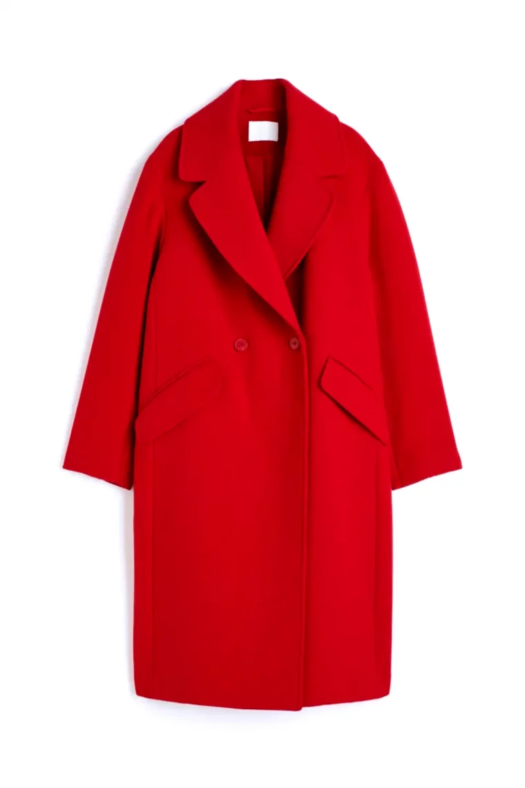 manteau long rouge tendance hiver 2023