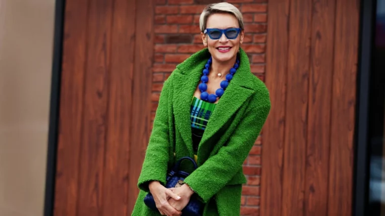 tenues d automne pour les femmes de 55 ans manteau vert
