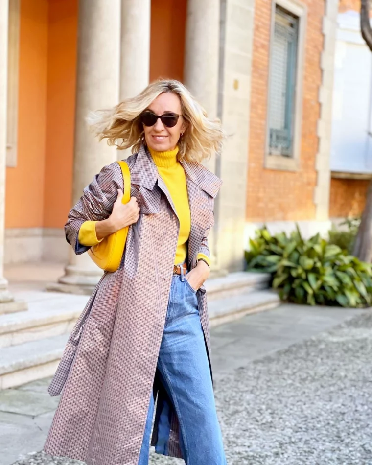 quelle couleur de pull pour un effet bonne mine top jaune trench