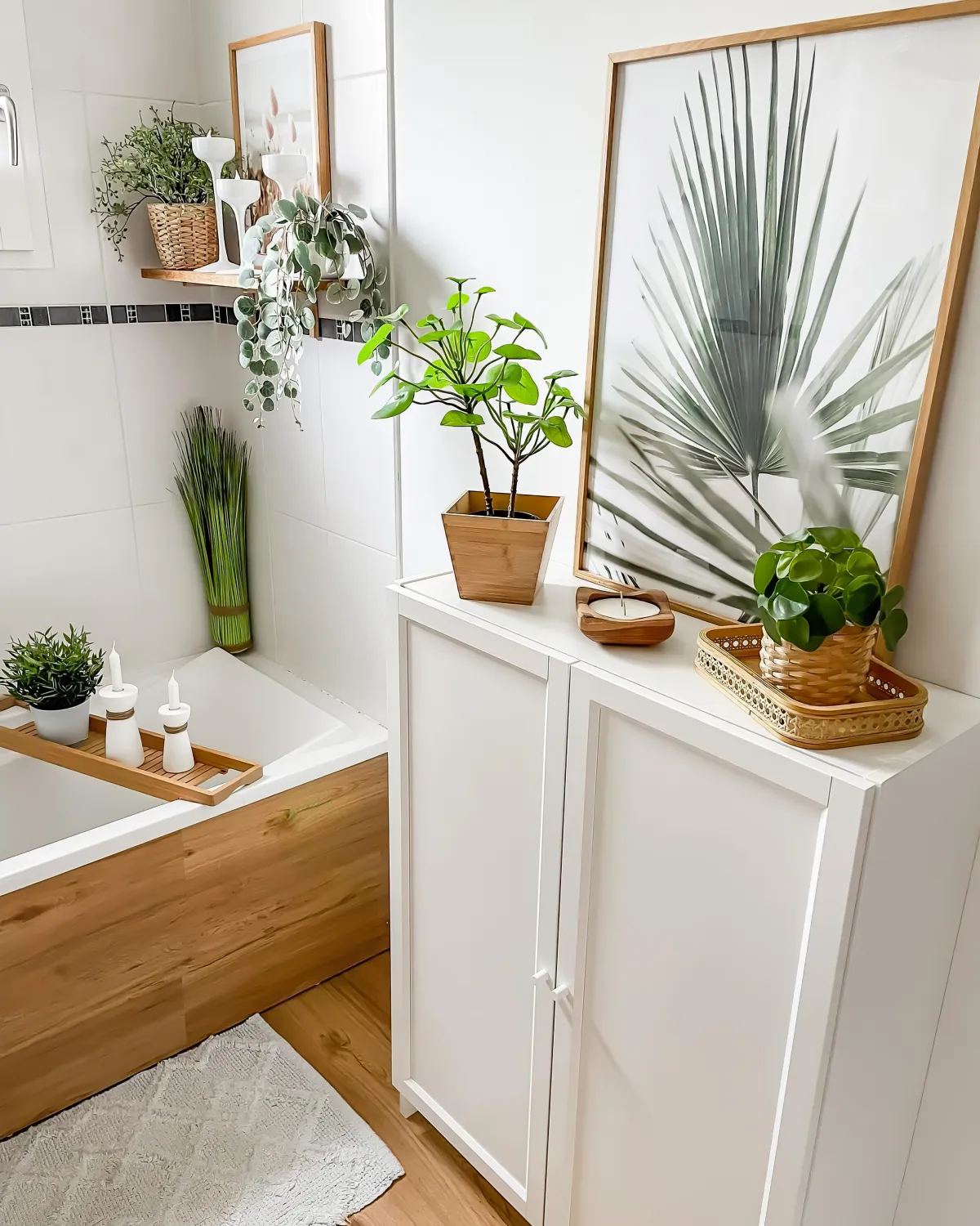 baignoire en blanc et bois meble blanc tableaux plantes