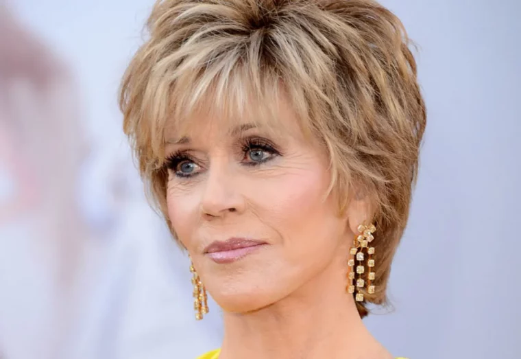 la meilleur coupe de cheveux à 60 ans janefonda