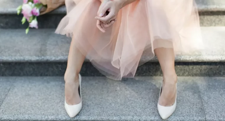 quelles chaussures avec jupe mi longue en tulle