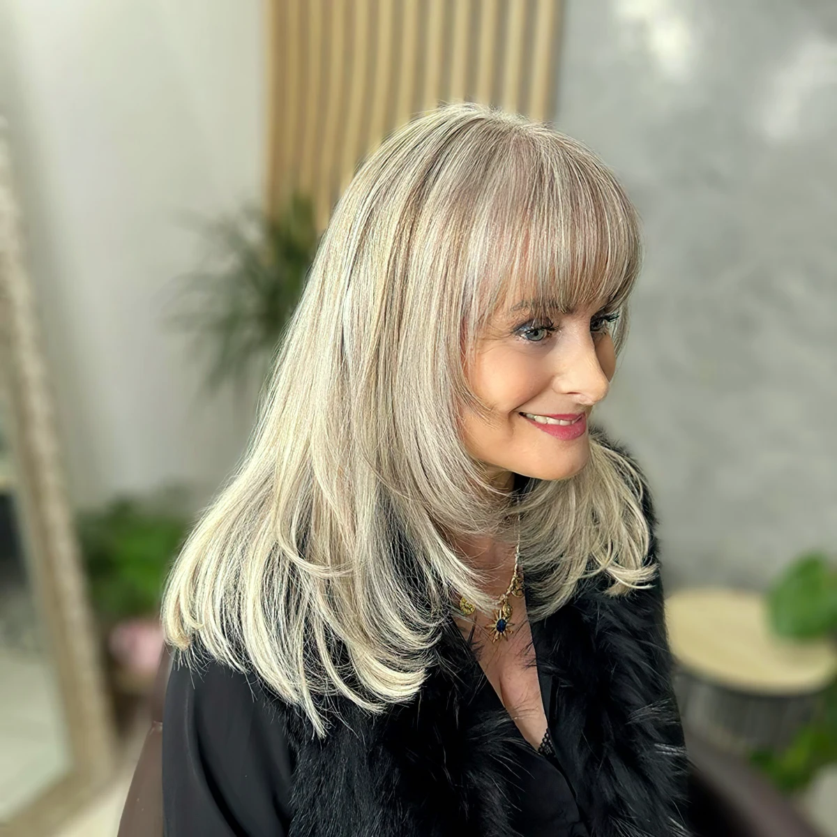 coupe de cheveux femme blonde 60 ans