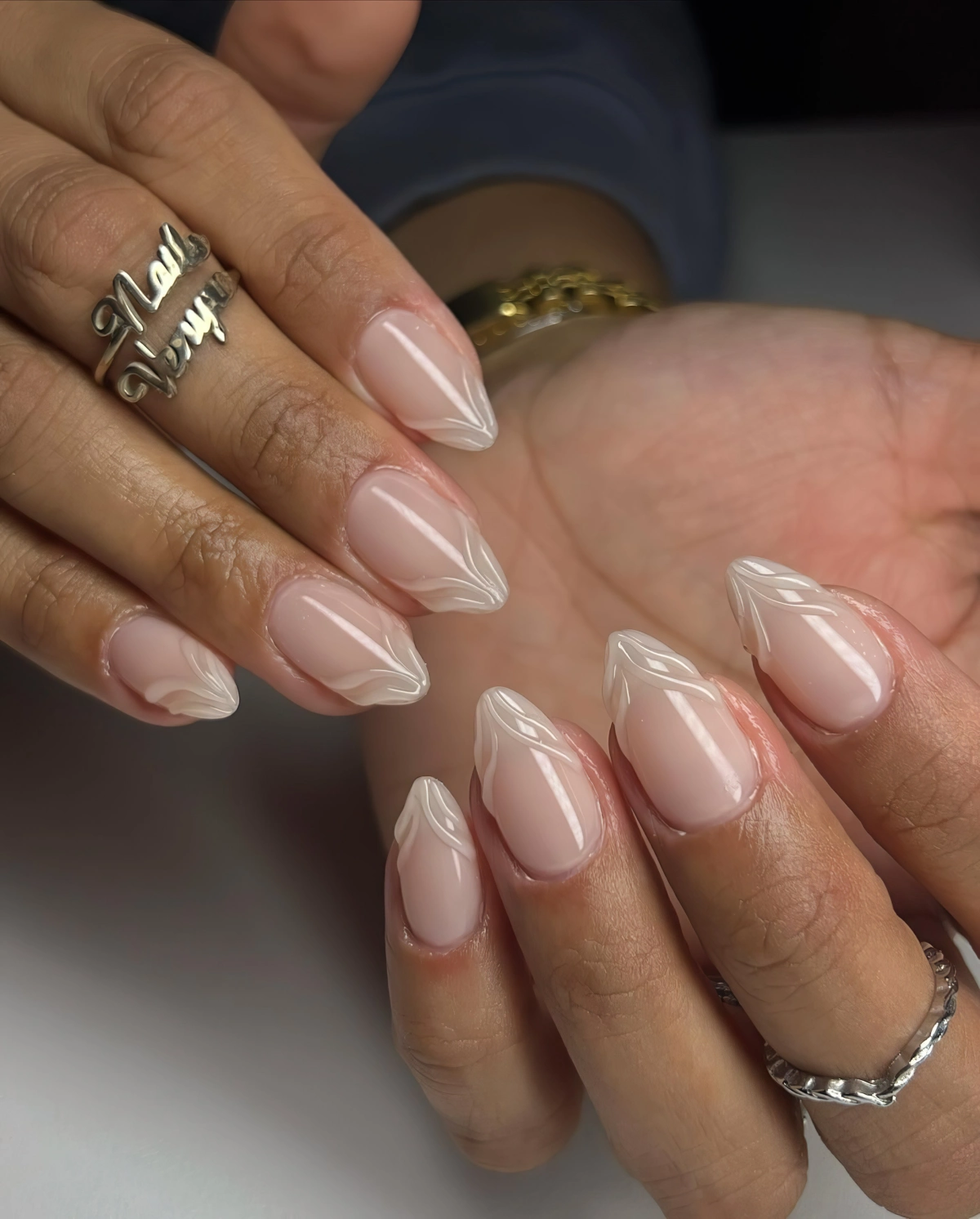 manucure ongles larges et courts forme manucure nude nail art simple