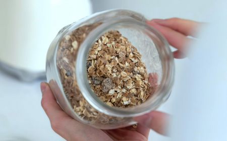 piege fait maison mites alimentaires bocal en verre graines