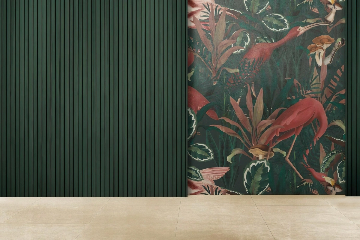 revetement mural salon panneaux vert fonce papier peint motifs jungle