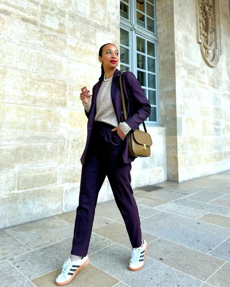 tenue ultra chic avec des baskets femme rue