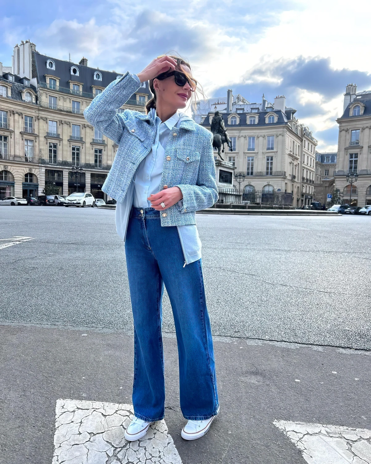 look modern femme 50 ans jean veste bleu rue de paris