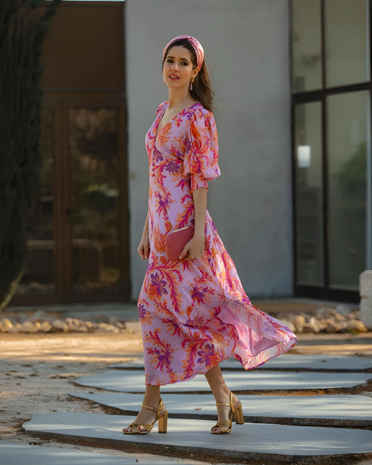 robe longue rose ou roge style boheme mode femme 50 ans