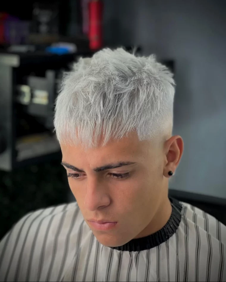 coupe de cheveux avec frange homme degarde