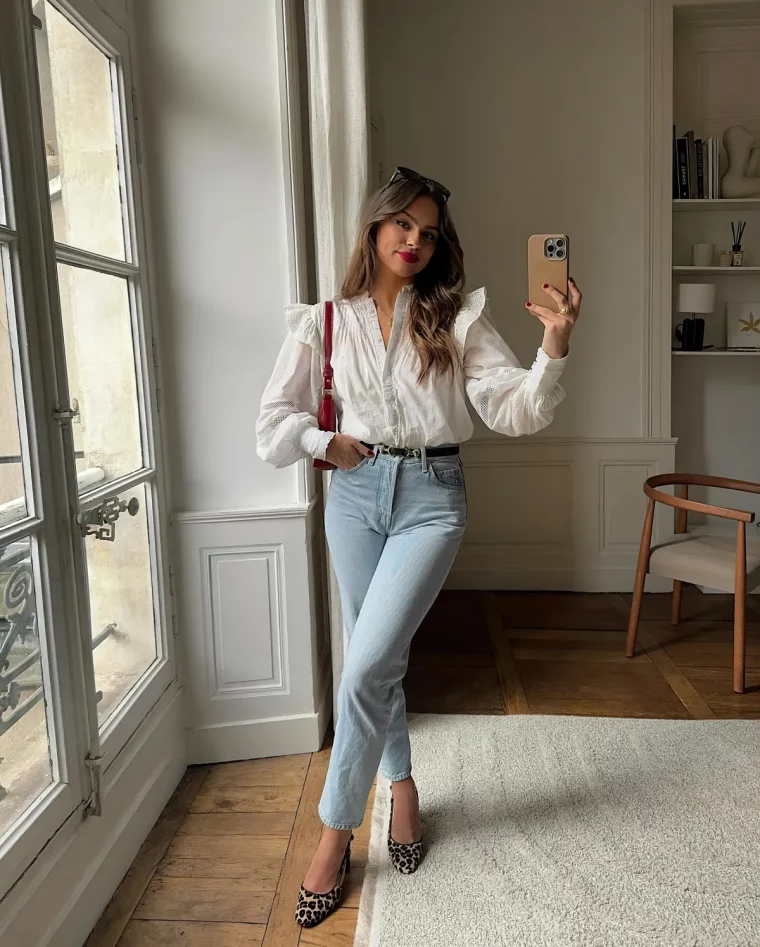tenue casual chic jean chaussures plates top a dentelle