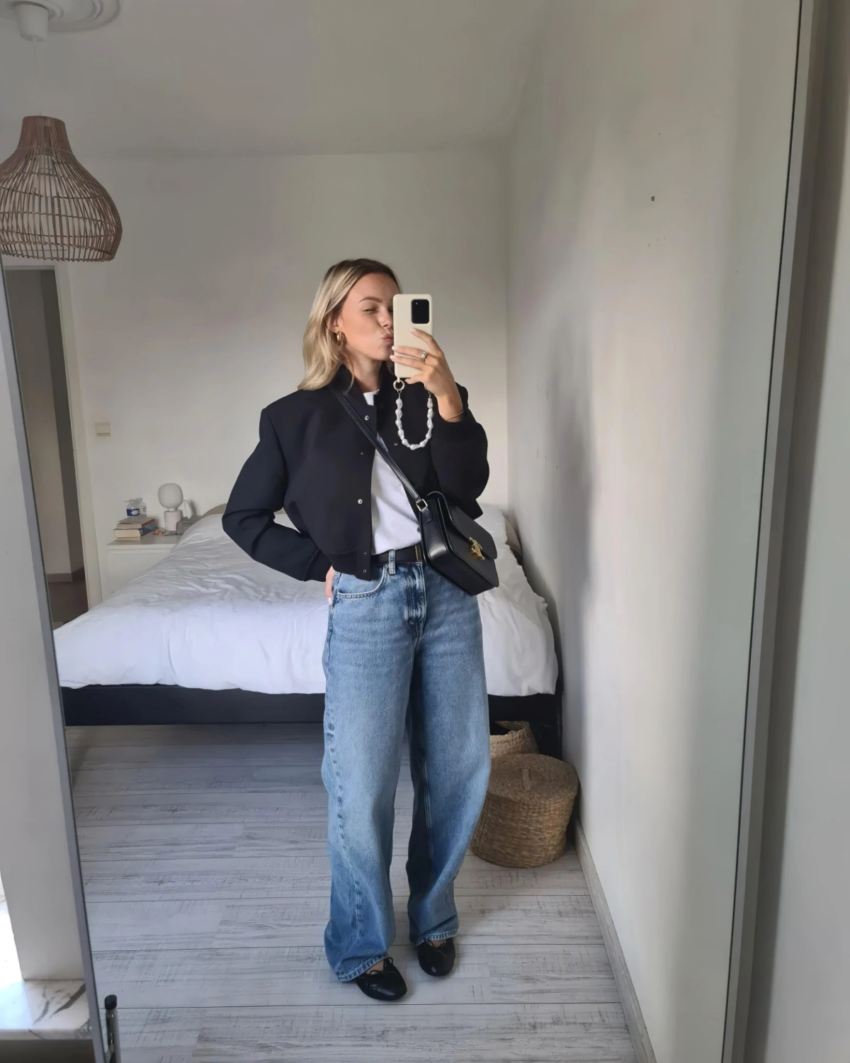 Comment Porter Un Jean Large Ma trisez Le Style Du D contract Au Chic