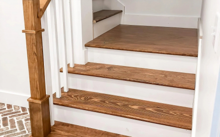 escalier blanc et bois renovation facile scellant peinture blanche contremarches