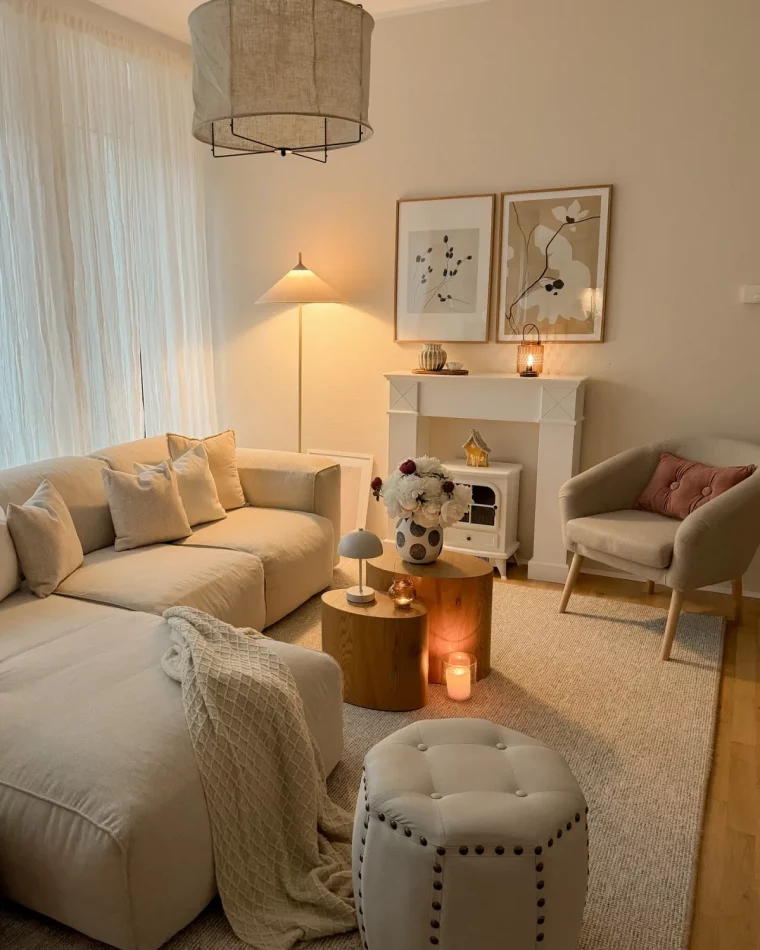 amengament salon en beige clair et tapis canape d angle