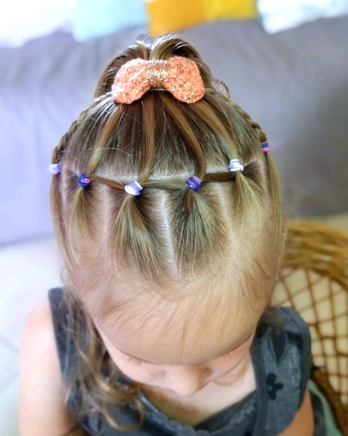 idee de coiffure originale petite fille simple et rapide