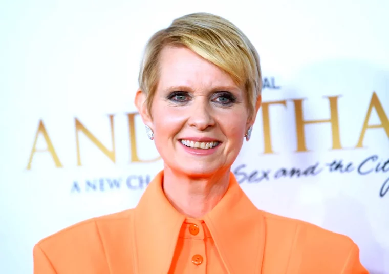 coupe de cheveux court pour femme 50 ans effiller court cynthia nixon