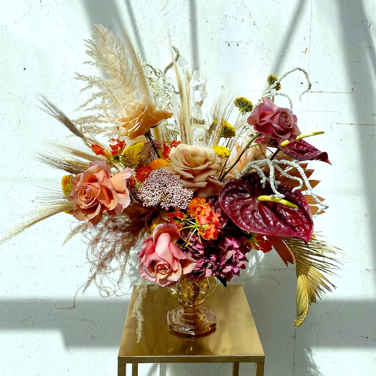 decoartion vase avec des fleurs pour l automne