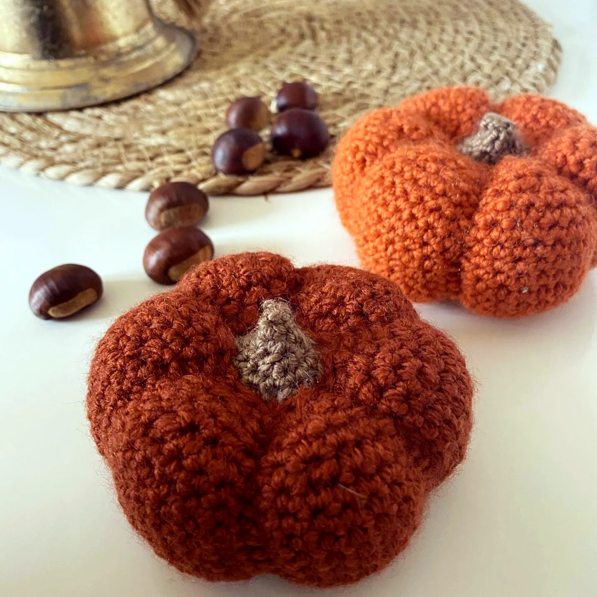 deux citrouilles en crochet