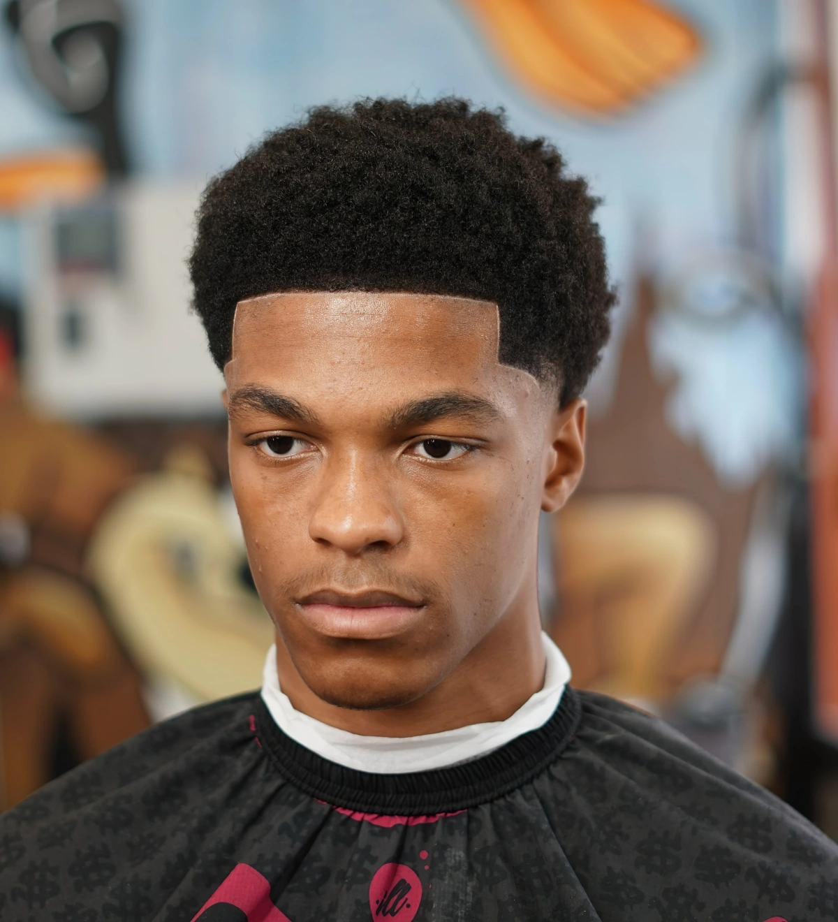 taper bas coupe cheveux crepus moderne cotes rases hairline