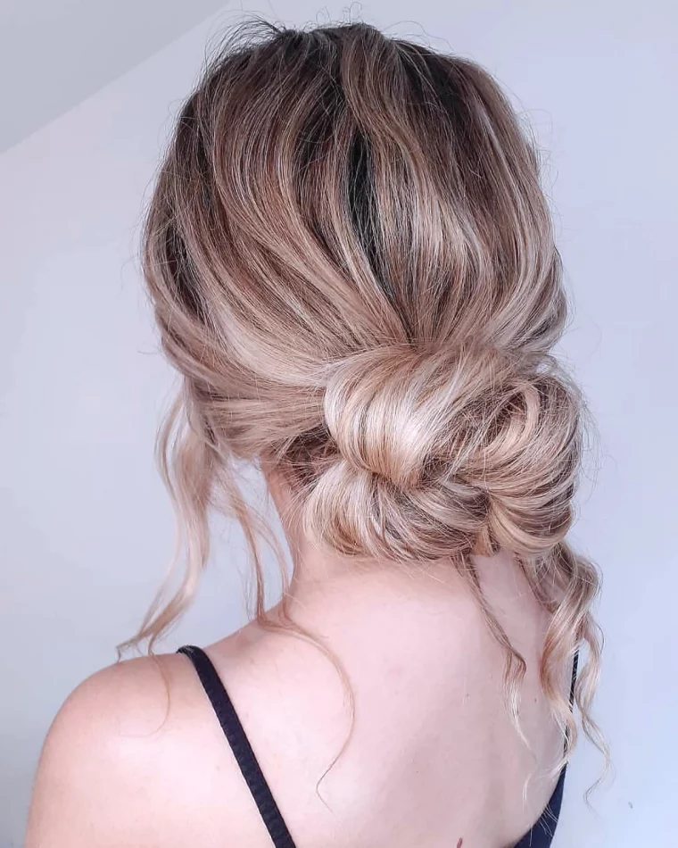 coiffure simple et rapide cheveux mi long chignon bas