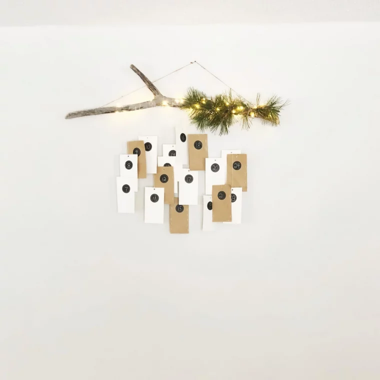 diy calendrier avent bois flotte ficelle papier decoration de noel pas cher