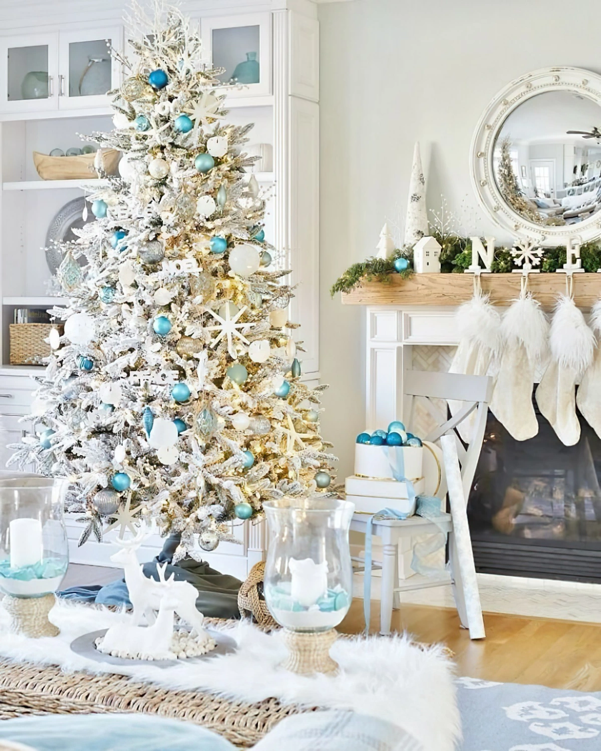 theme de noel cotier deco blanc et turquoise boules flocons etoiles