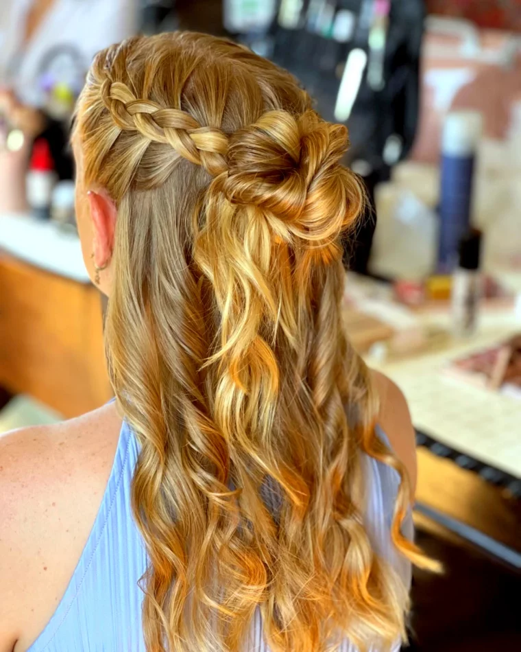 coiffure mariage cheveux demi atachés
